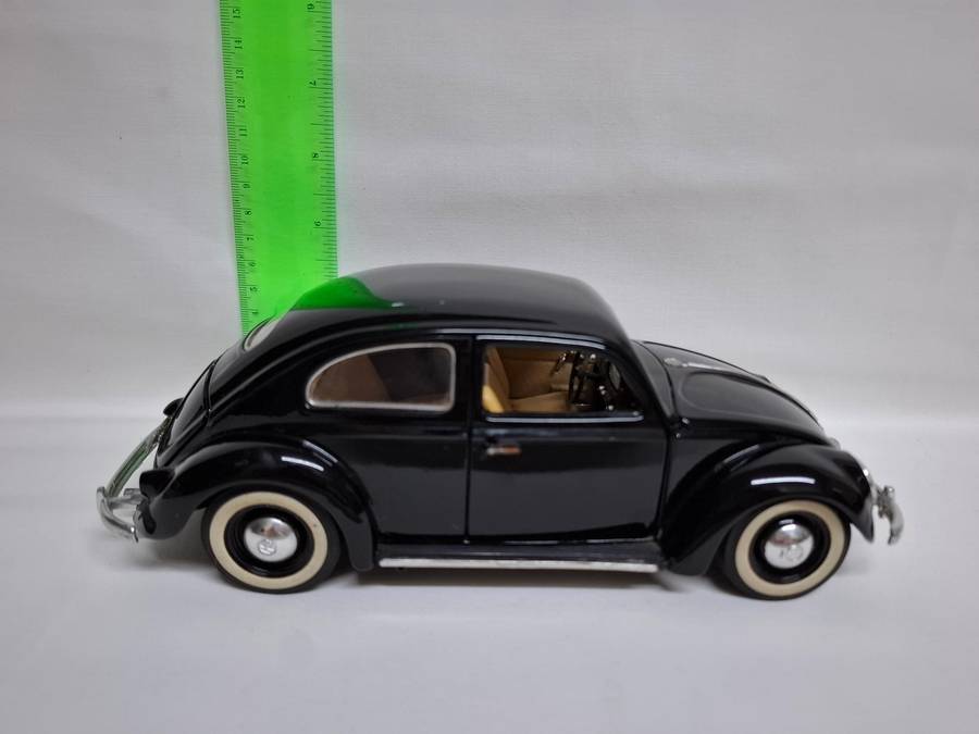 Vintage Bburago 1955 Volkswage Käfer Beetle Die Cast Model 1:18 Scale - Excellent Condition