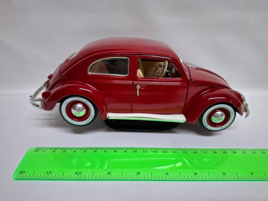 Vintage Bburago 1955 Volkswage Käfer Beetle Die Cast Model 1:18 Scale - Excellent Condition