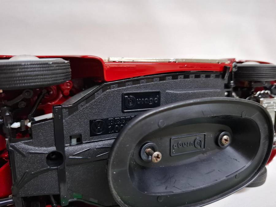 Vintage Bburago 1955 Volkswage Käfer Beetle Die Cast Model 1:18 Scale - Excellent Condition