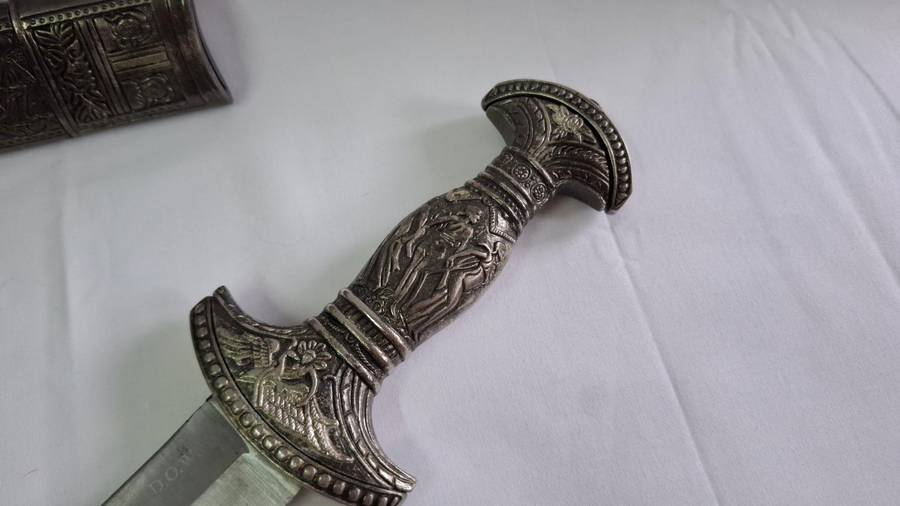 Stunning Vintage Decorative Silver Mounted Dagger in Sheath - Excellent Condition