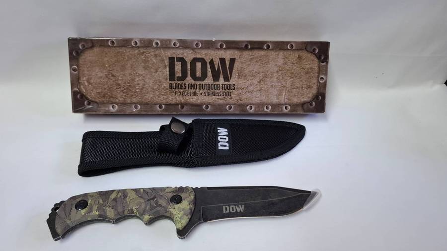 DOW Black Blade Camo Handle Knife with Sheath - K2258 - Excellent Condition