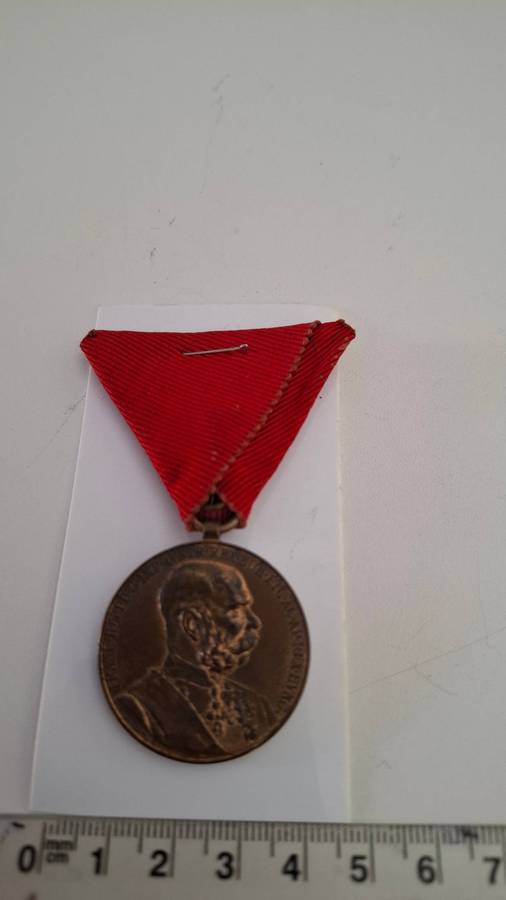 Rare Pre- WW1 Austria-Hungary Emperor Franz Josep Armed Forces Medal- Good Condition