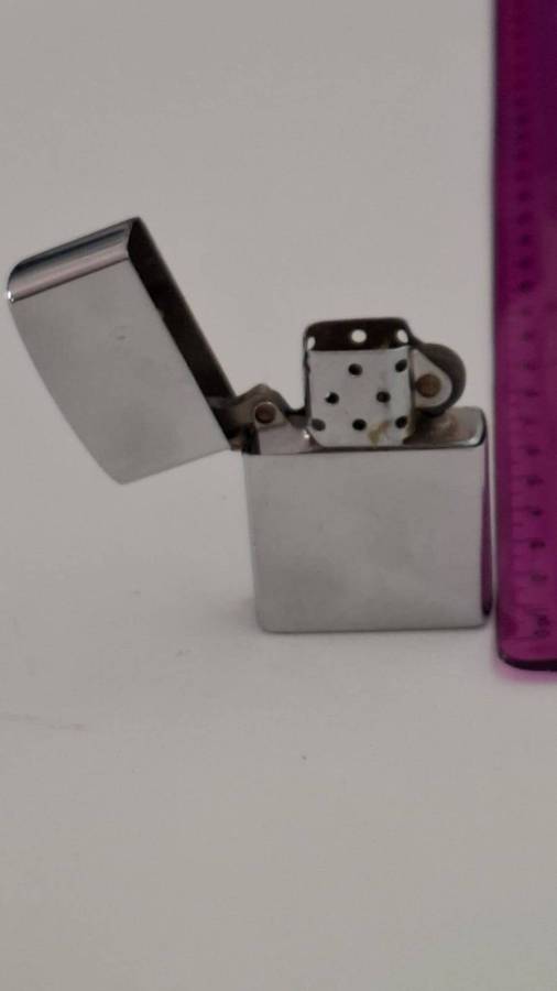 Stunning Zippo Lighter Branford PA made in USA in Excellent Condition