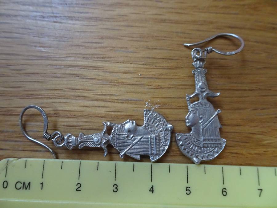 Lovely Pair Of Sterling Silver 1990's Queen Cleopatra Egyptian Earrings-Clearly Marked 925-5.2 Gram