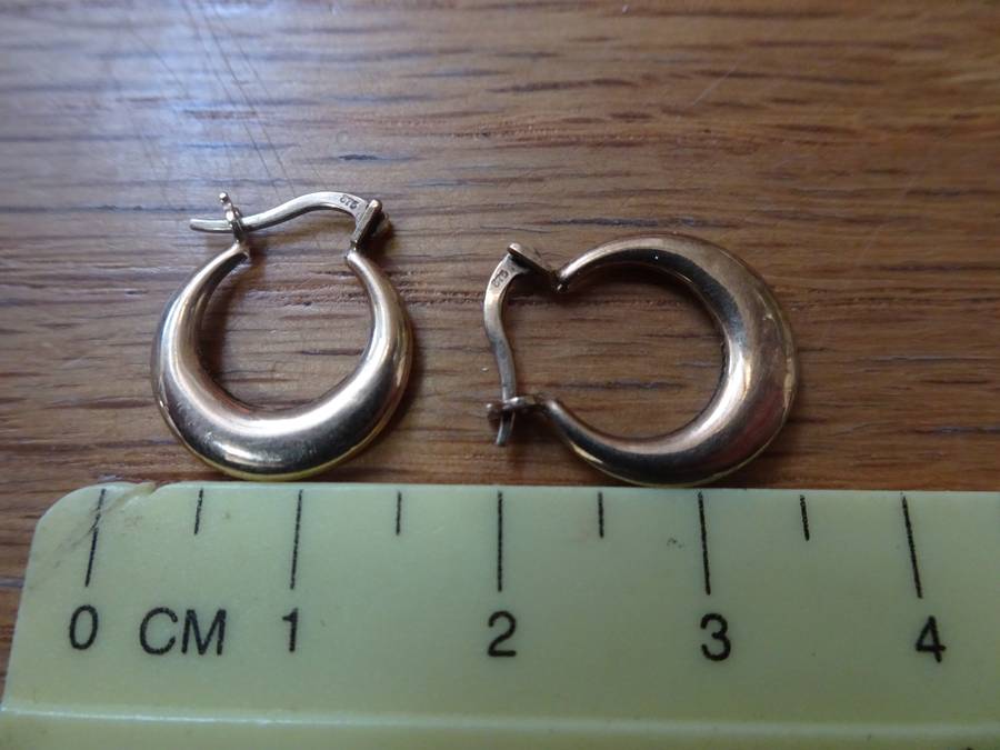 Stunning 875 Gold Hoop Earrings-Clearly Marked 875 - 0.7 Gram - Small Dent In One Earring See Images