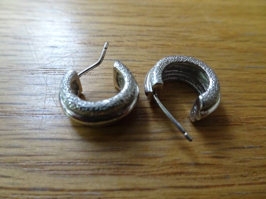 Lovely Set Of Sterling Silver Hoop Stone Earrings - Clearly Marked 925 - 4.6 Grams - No Butterflies