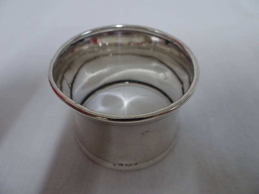 Beautiful Antique Silver 800 Napkin Ring Holder - Clearly Marked 800 - 20.9 Grams