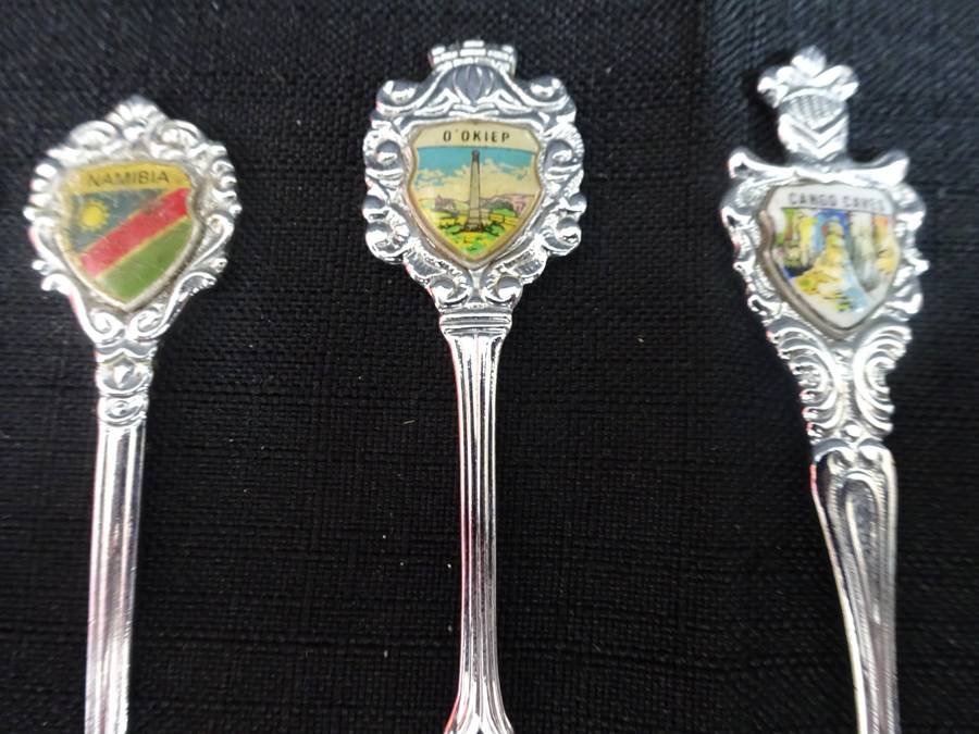 Vintage Joblot Of Twenty Interesting Teaspoons - See My Description