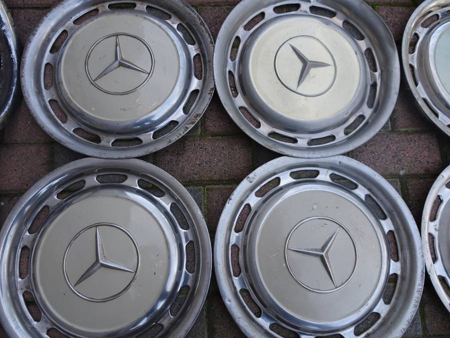 Collection Of Fifthteen Mercedes Benz Wheel Trimmings - In Secondhand Condition (View Images)