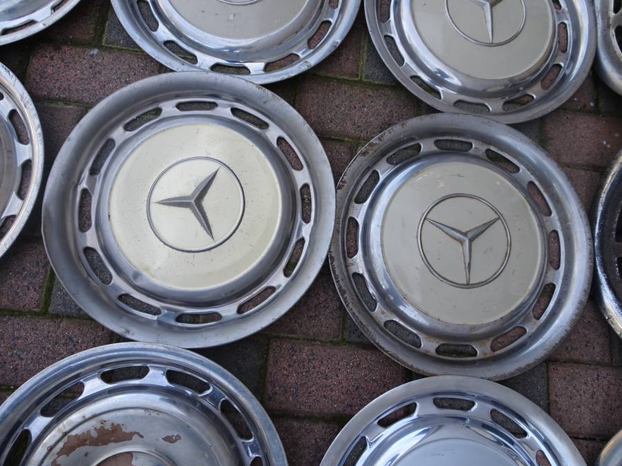 Collection Of Fifthteen Mercedes Benz Wheel Trimmings - In Secondhand Condition (View Images)