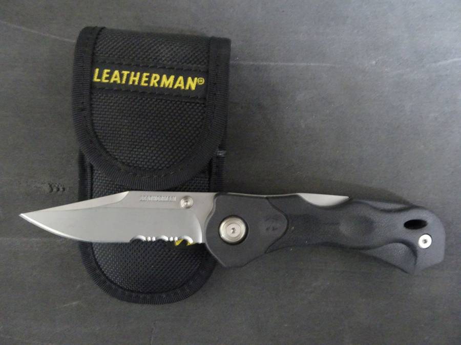Stunning Leatherman H501 Lock Back Knife With Serrated Blade - In Excellent Condition