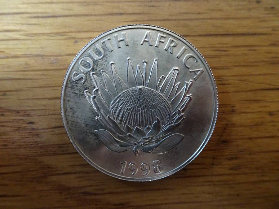 1998 South Africa Silver R1 Protea Year of the Child Mintage Coin - Excellent Condition