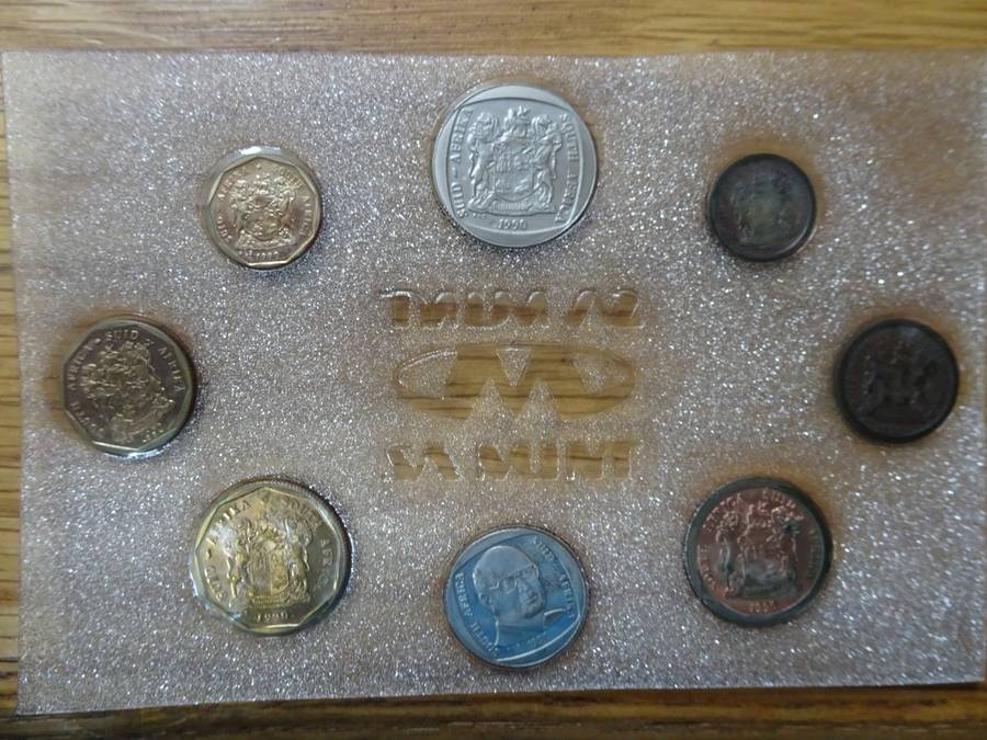 Republic Of South Africa Unculated 1990 Mint Pack - In Excellent Condition