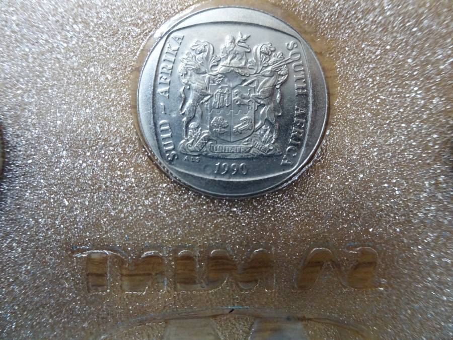 Republic Of South Africa Unculated 1990 Mint Pack - In Excellent Condition