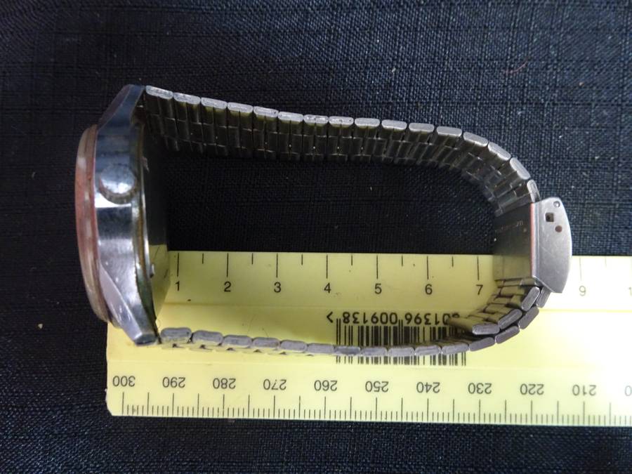 Vintage Rotary 17 Jewels Calendar Automatic Men's Watch -Swiss Made - See Description