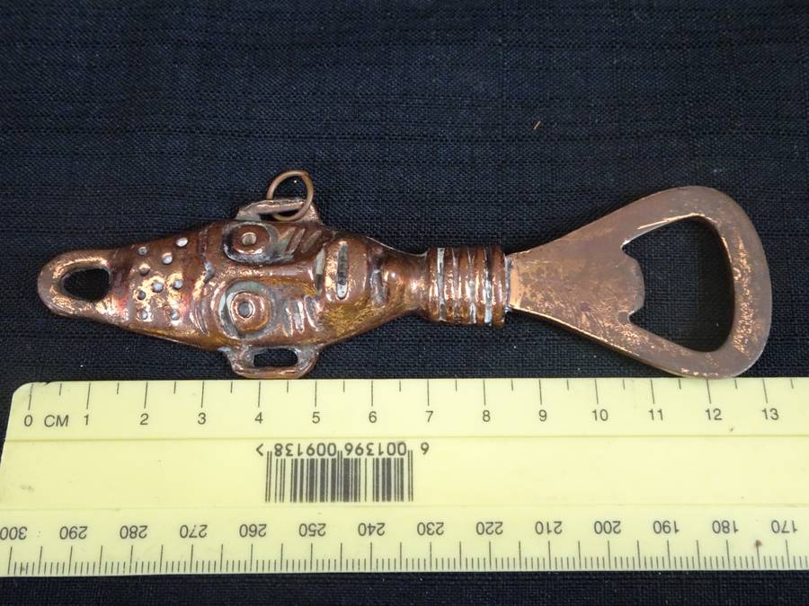 Two Vintage Wine Bottle Openers And Two Vintage Bottle Openers - In Good Condition