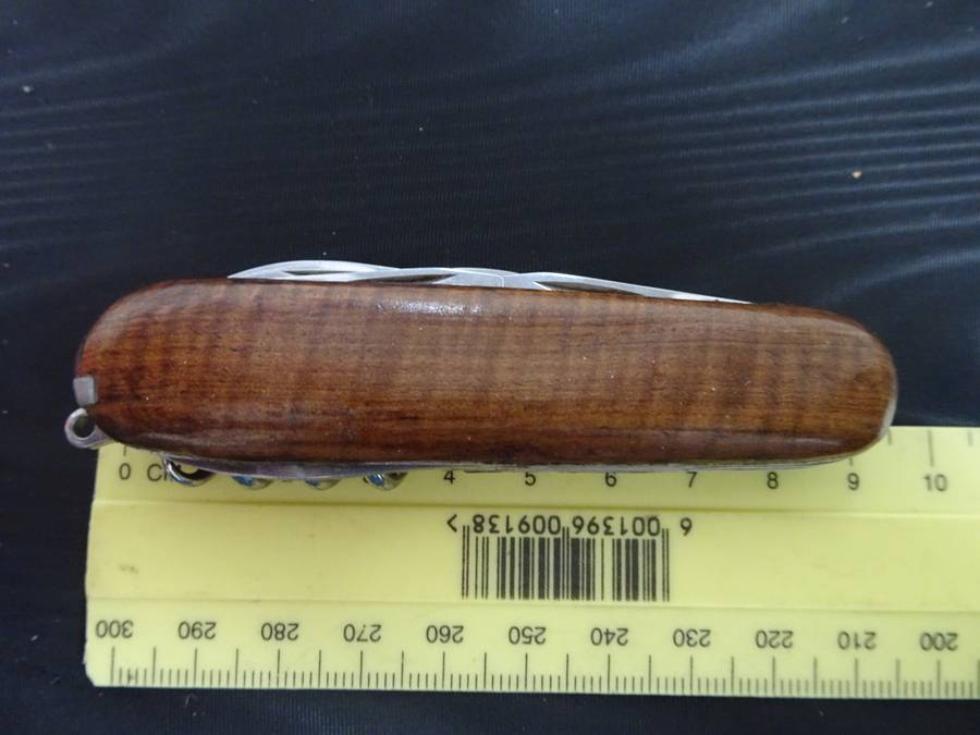 Rare Victorinox Huntsman Pocket Knife With Tambotie Handle - Switzerland Stainless Rostfrei
