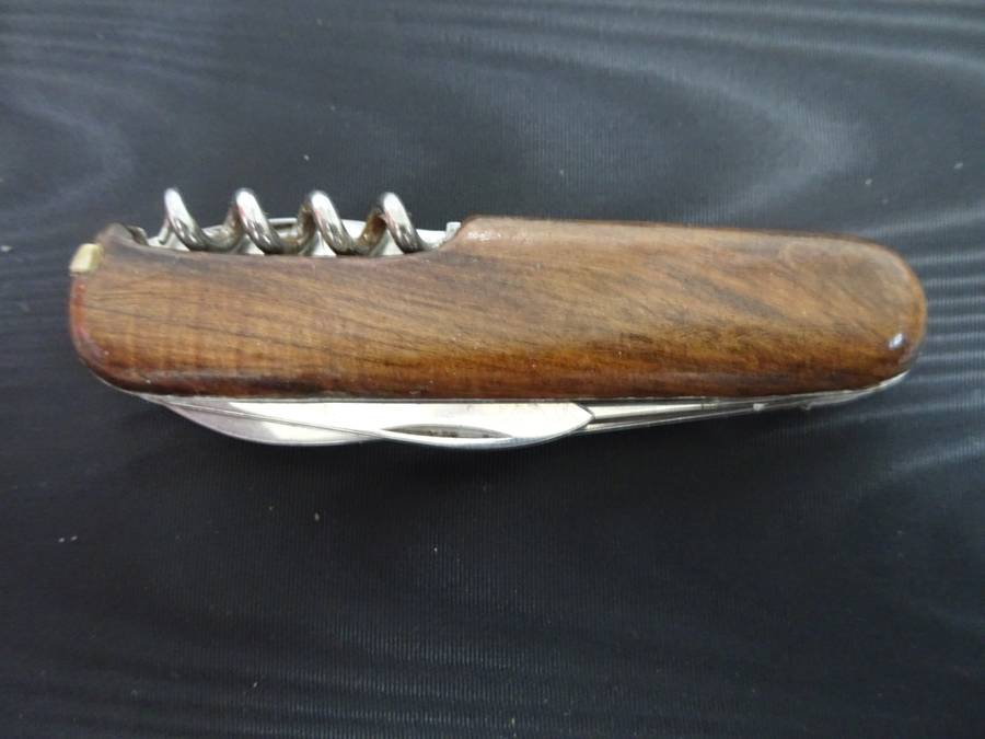 Rare Victorinox Huntsman Pocket Knife With Tambotie Handle - Switzerland Stainless Rostfrei