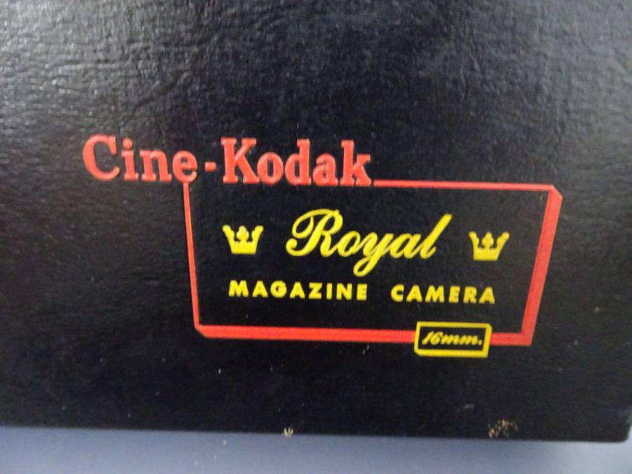Stunning Vintage Cine Kodak Royal Magazine Camera - 16mm - Not Been Tested, But Excellent Condition