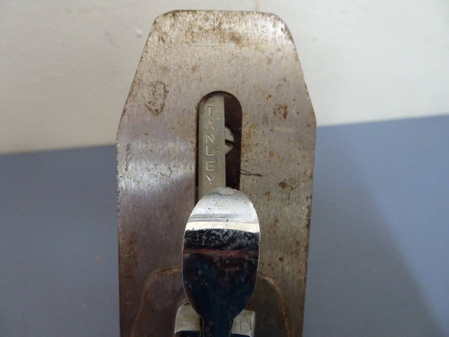 Vintage Stanley Bailey No.4 Woodworking Bench Plane - Made In England