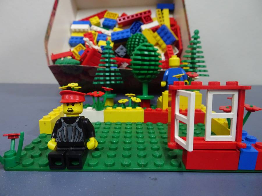 Vintage Collection Of Lego For The Kids - In Good Condition