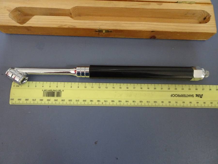 Stunning Dunlop Pressure Gauge No. 40 - 20-120lbs - In Good Condition