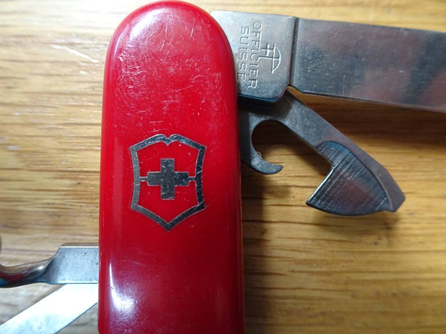 Victorinox Multi Tool Pocket Knife - Switzerland Stainless Rostfrei - In Good Condition