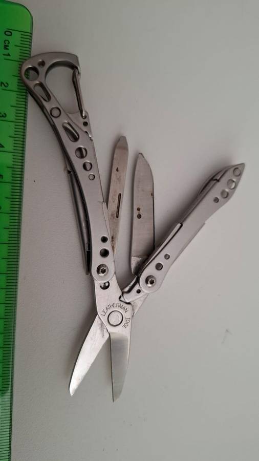 Stunning Leatherman Skeletool "Style CS in Good Condition