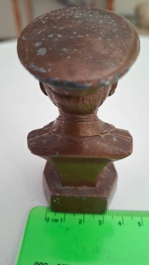 Rare Vintage General Smuts Cast Metal Bust in Great Condition