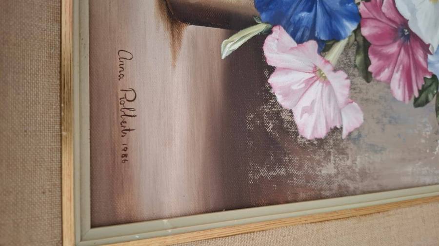 Beautiful Large  Oil on Board by SA Artist Anna Robberts - Bouquet of Flowers 1986 Framed