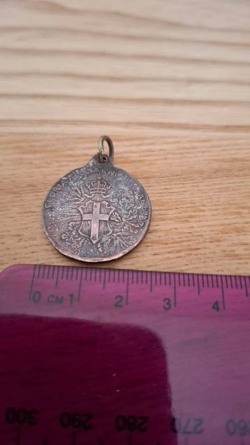 WW1` Commemorative Medal for the Italian -Austrian Wat of 1915-1918
