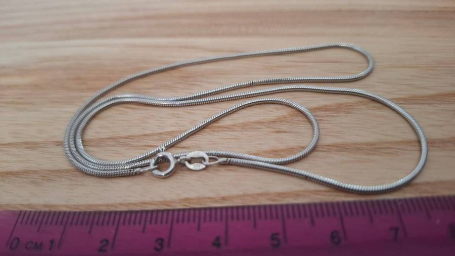 Stunning Vintage 925 Sterling Silver Snake Chain Necklace - Excellent Condition(5.8Grams) 49 cm Long