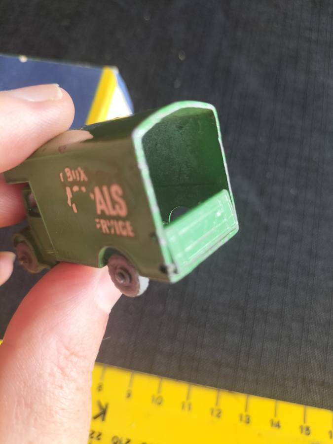 Very Rare Vintage Moko Lesney Match Box Series NO17 - Green Bedford Removals Van - Made in England