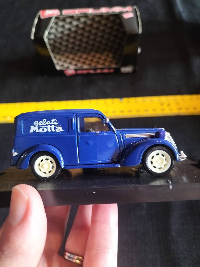 Vintage Brumm R329 Fiat 1100E Furgone Gelati Motta 1950- Scale 1/43  Good Condition