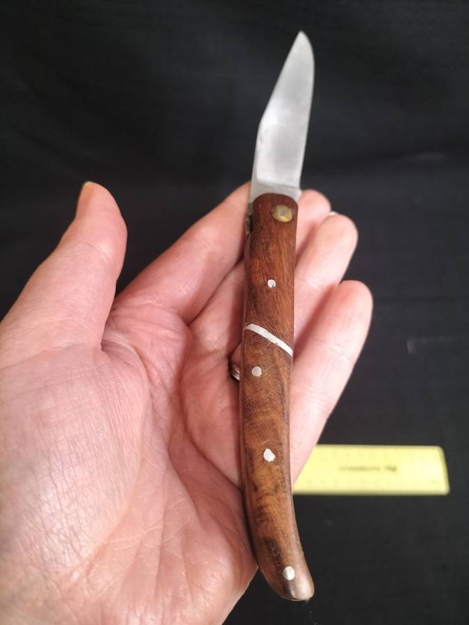 Stunning `Lauvergnat Miladiou` Folding Knife With Wood Handle