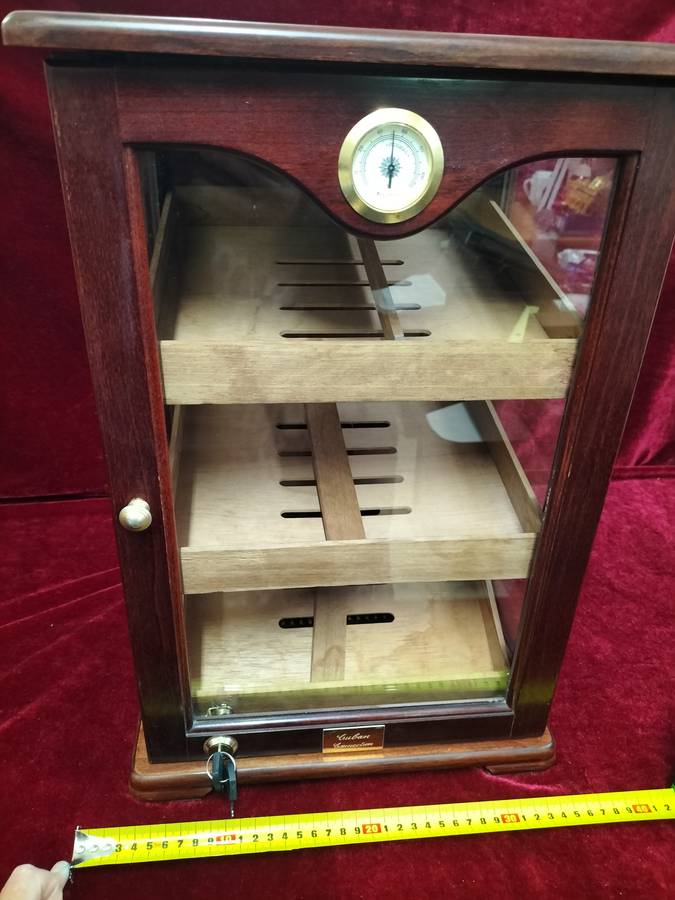 Stunning Premium Three Tiers Cigar Humidor Display Cabinet 49cm x32cm - Cuban Connection