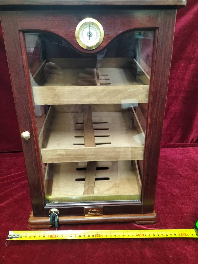 Stunning Premium Three Tiers Cigar Humidor Display Cabinet 49cm x32cm - Cuban Connection