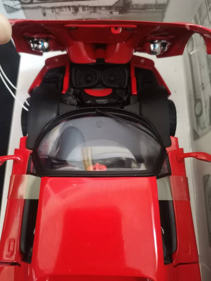 1:18 Hot Wheels Ferrari F50  ( 1947 Ferrari 2007 )In Original Box and in Excellent Condition.