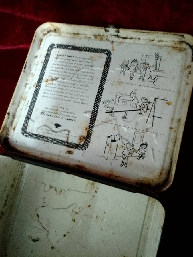 1966 James Bond 007 Metal Lunchbox