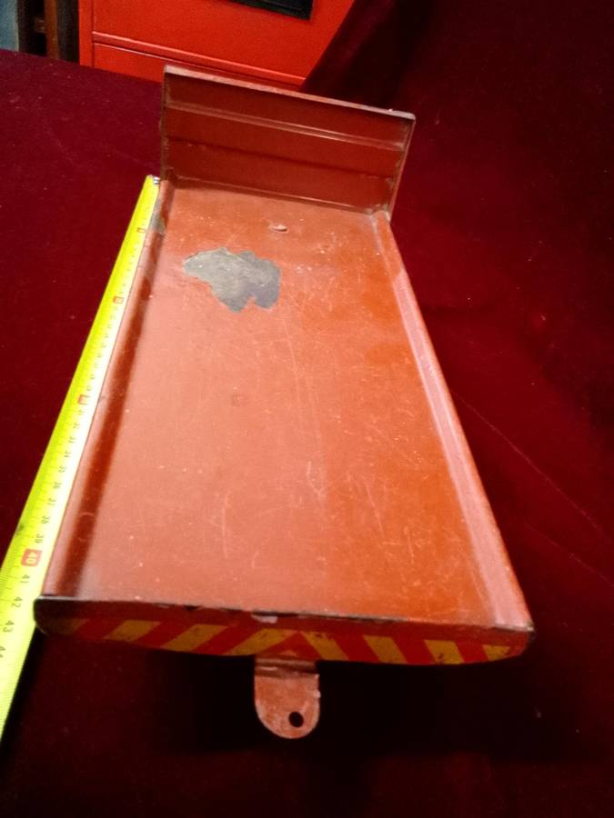 Vintage Metal Toy Red Vetsak Trailer - L45 x B14.5 x H13.5