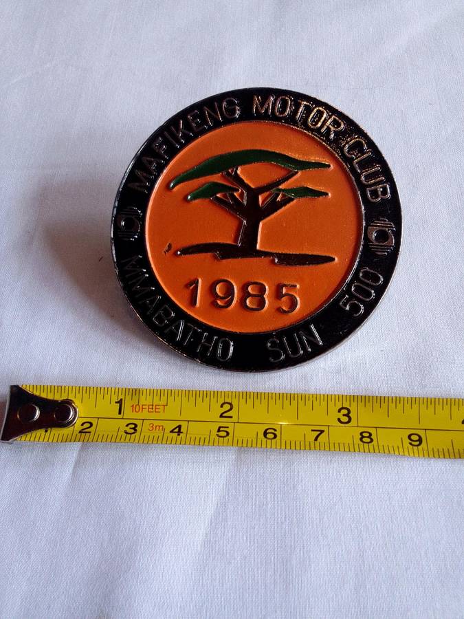 Stunning Orange And Black Vintage Mafikeng Motor Club 1985 Badge- Mmabatho Sun 500 - Good Condition