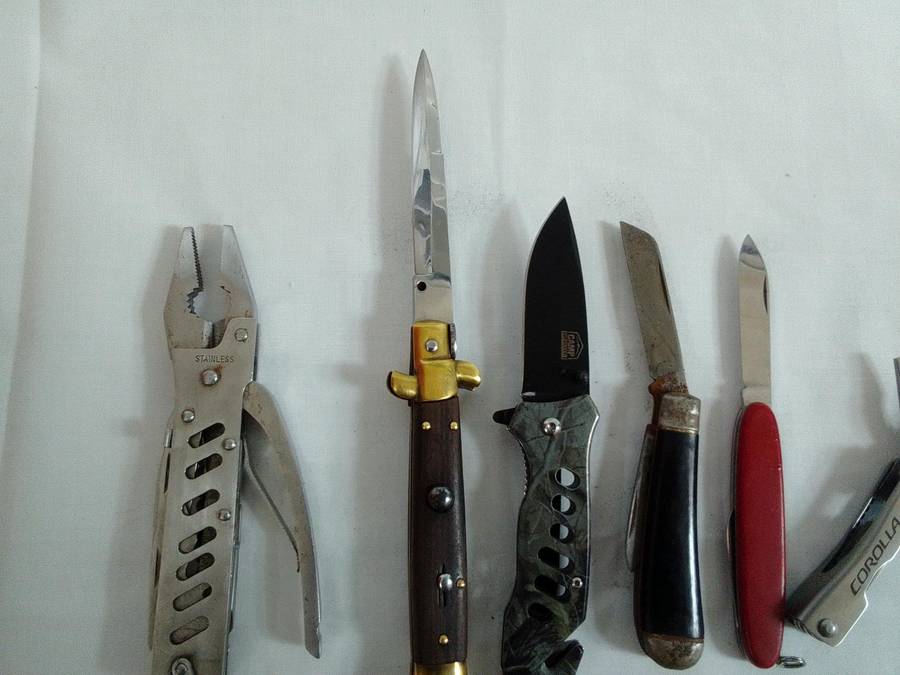 Stunning Collection Of Seven Pocket And Multi Function Folding Knifes - See Description