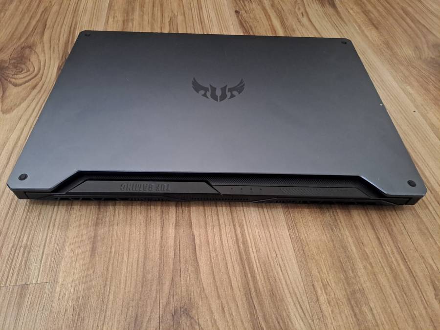 Powerful Asus Gaming Laptop Ryzen 9 4900H RTX 2060 6GB 512GB SSD 15.6" IPS 144Hz