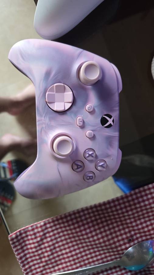 Xbox series S 512 GB with 3 Controllers