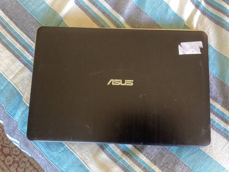 Asus laptop AMD 7th Gen for spare/repair