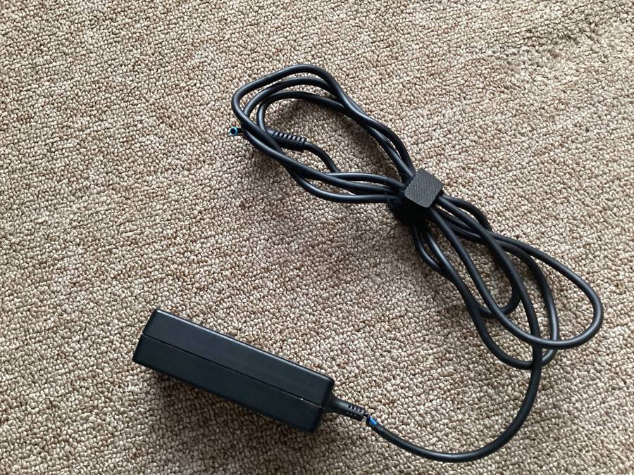 Original Hp blue tip laptop charger
