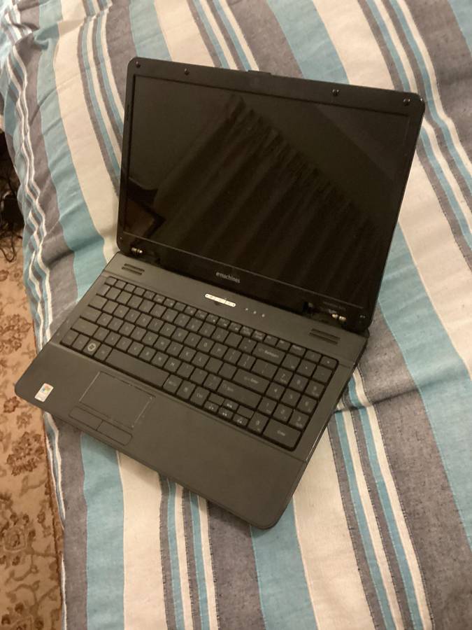 E machine laptop