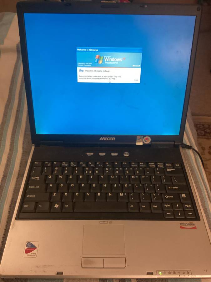 Mecer laptop