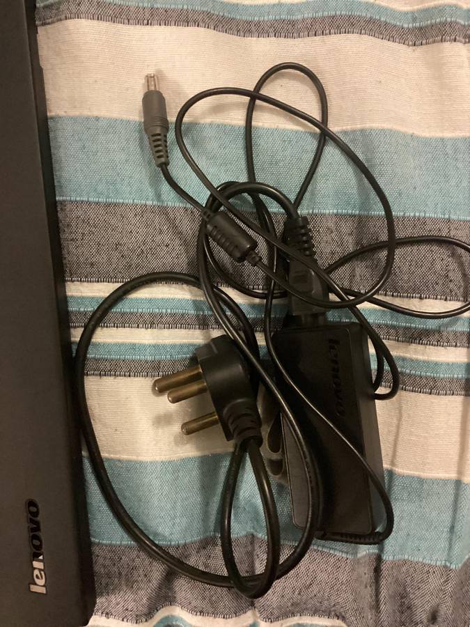 Lenovo laptop t530 i5 3rd Gen for rebuild/spare