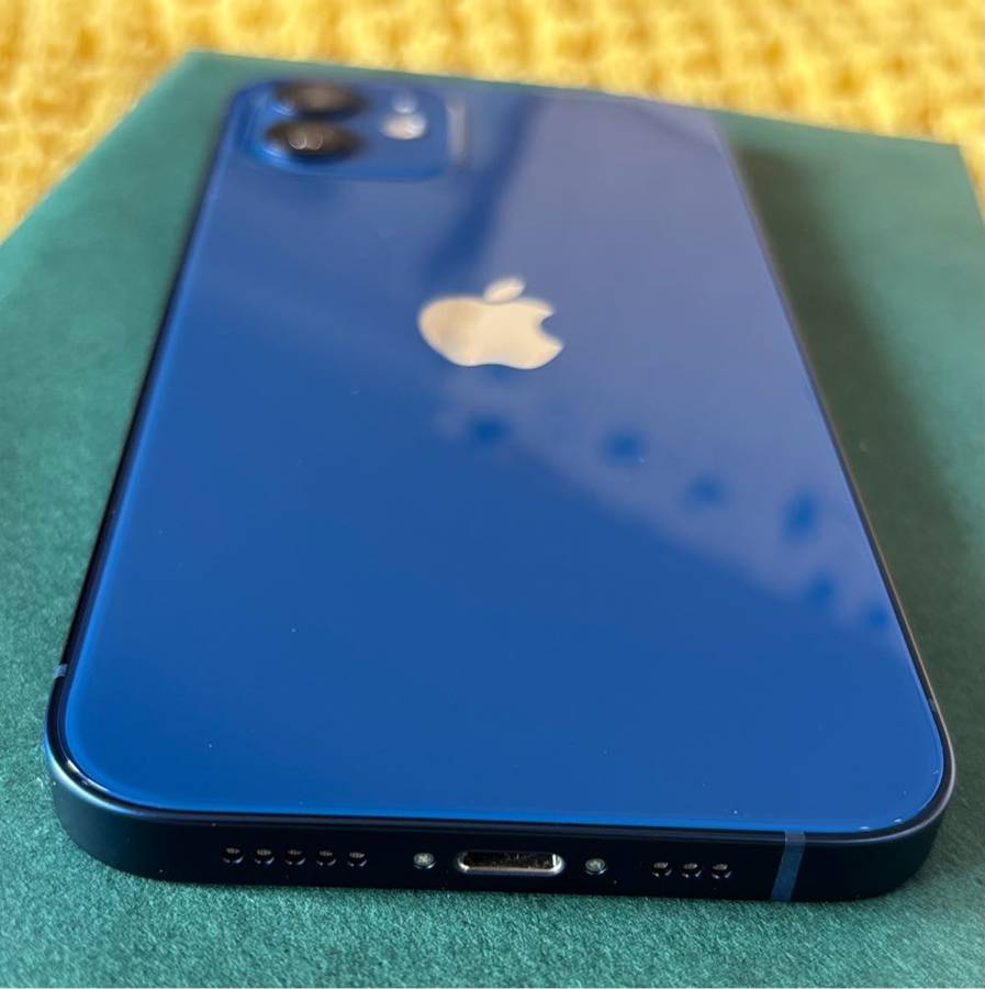 iPhone 12 256GB Blue
